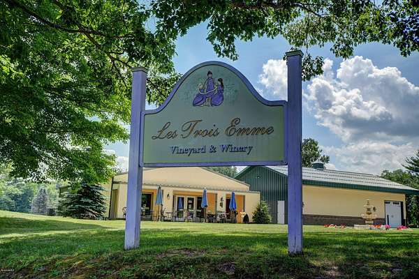 3 Acres of Improved Commercial Land for Sale in New Marlborough, Massachusetts