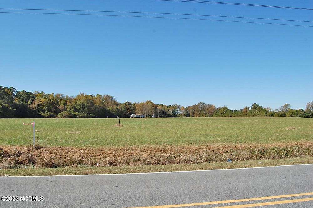 7.5 Acres of Land for Sale in Walstonburg, North Carolina