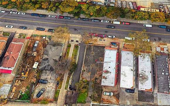 0.1 Acres of Land for Sale in Bronx, New York