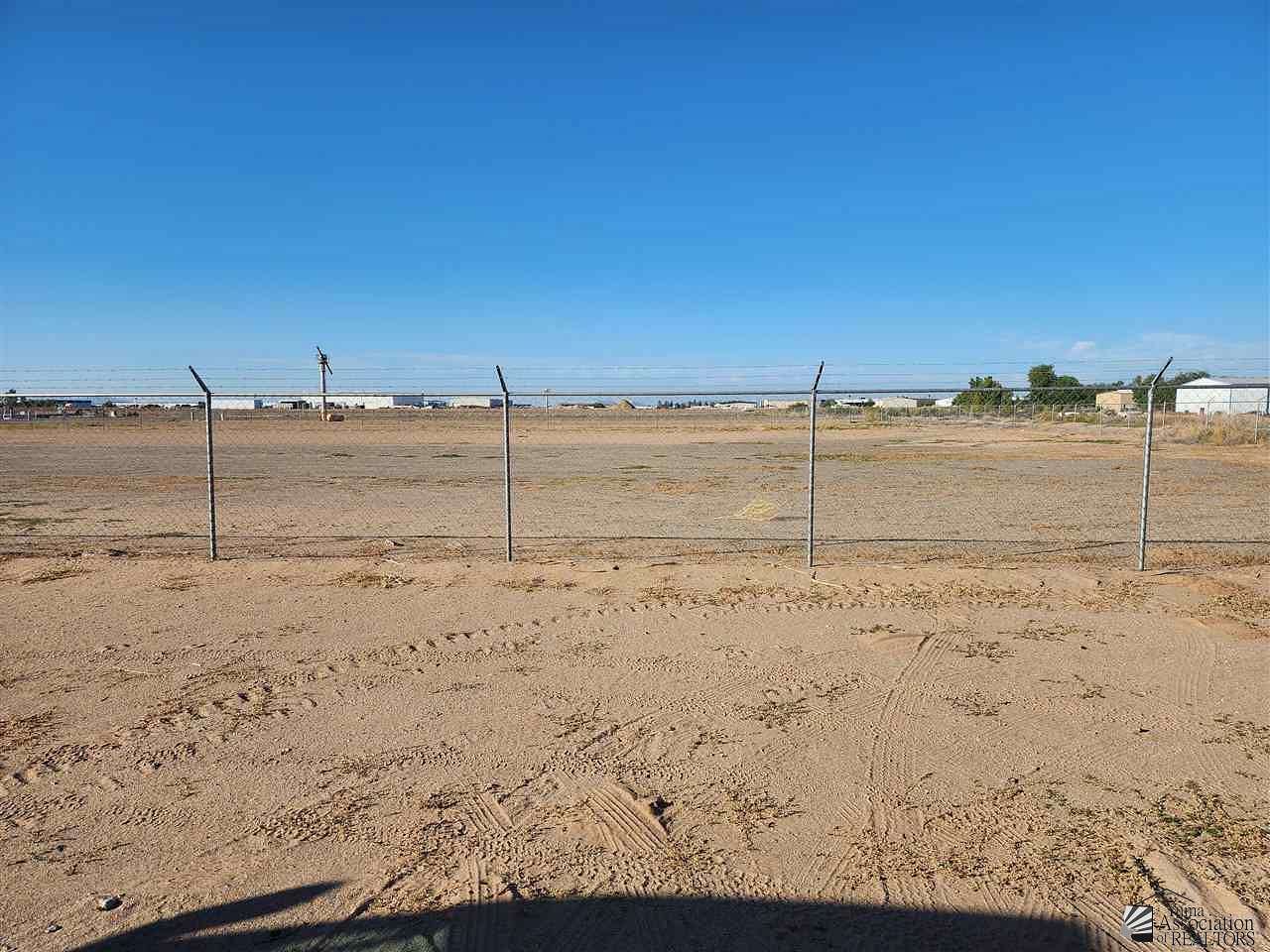 2 Acres of Commercial Land for Sale in Yuma, Arizona