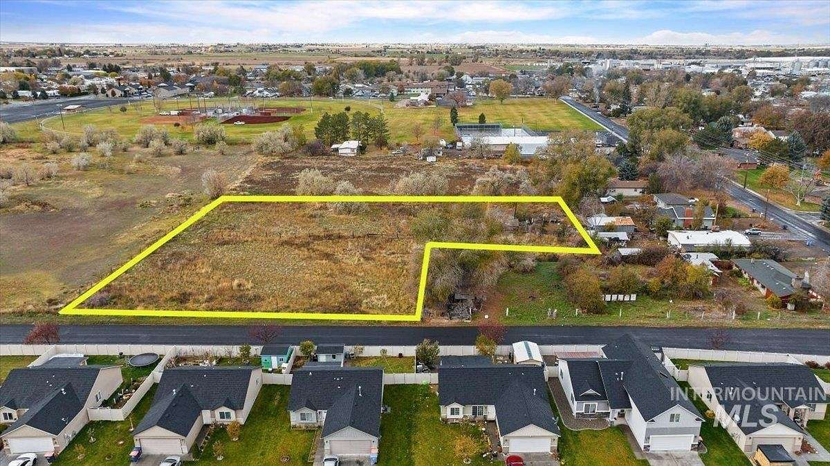 1.8 Acres of Residential Land for Sale in Twin Falls, Idaho