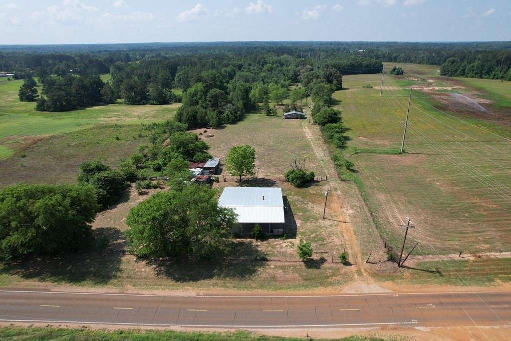 16.9 Acres of Improved Land for Sale in Grapeland, Texas