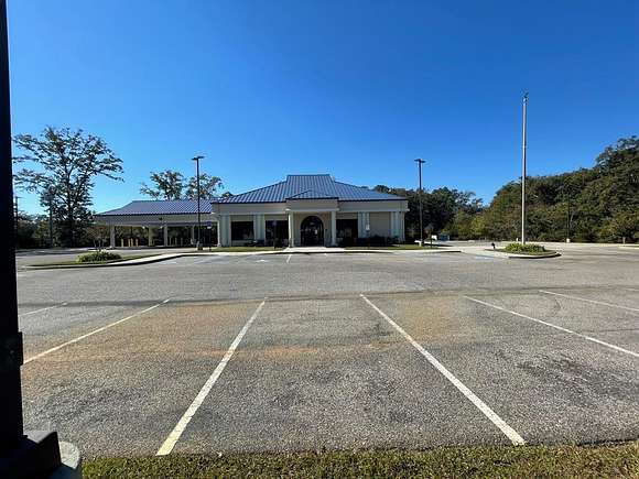 4.2 Acres of Improved Commercial Land for Sale in Dothan, Alabama