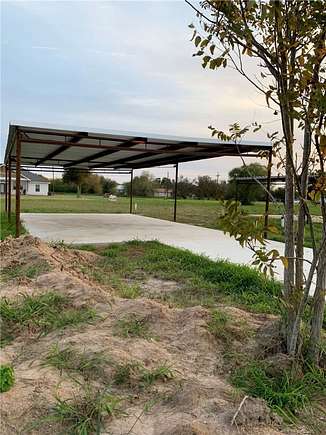 Land for Sale in Skidmore, Texas