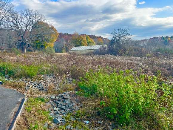 20.2 Acres of Land for Sale in East Granby, Connecticut