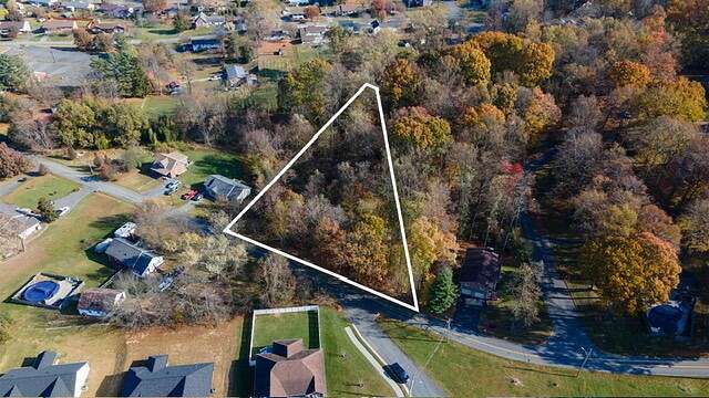 0.96 Acres of Residential Land for Sale in Johnson City, Tennessee
