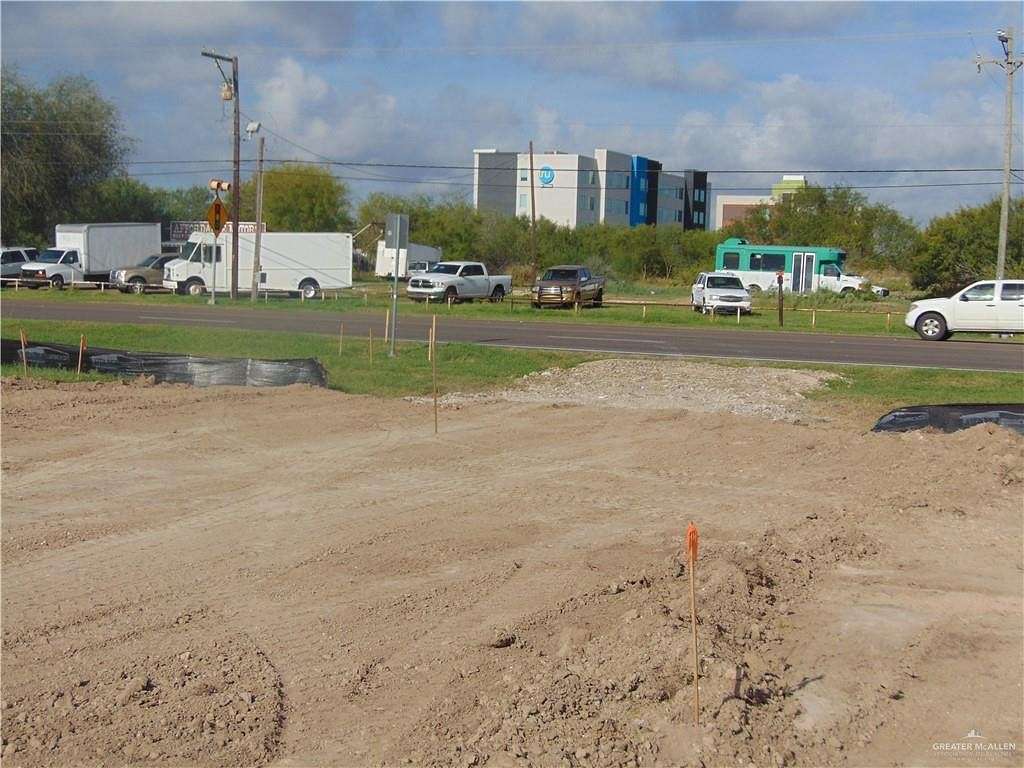 1.9 Acres of Improved Commercial Land for Sale in Edinburg, Texas