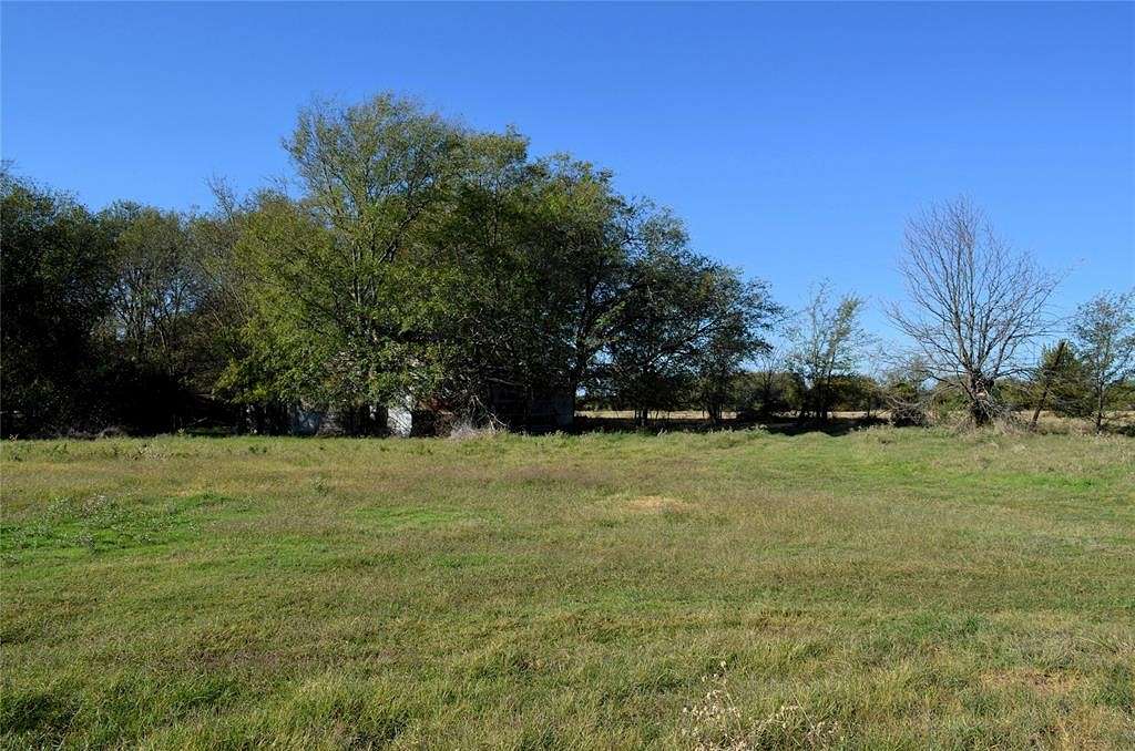 15.7 Acres of Land for Sale in Mabank, Texas