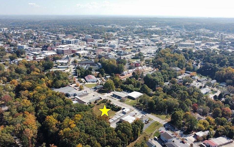 1.1 Acres of Commercial Land for Sale in Gainesville, Georgia