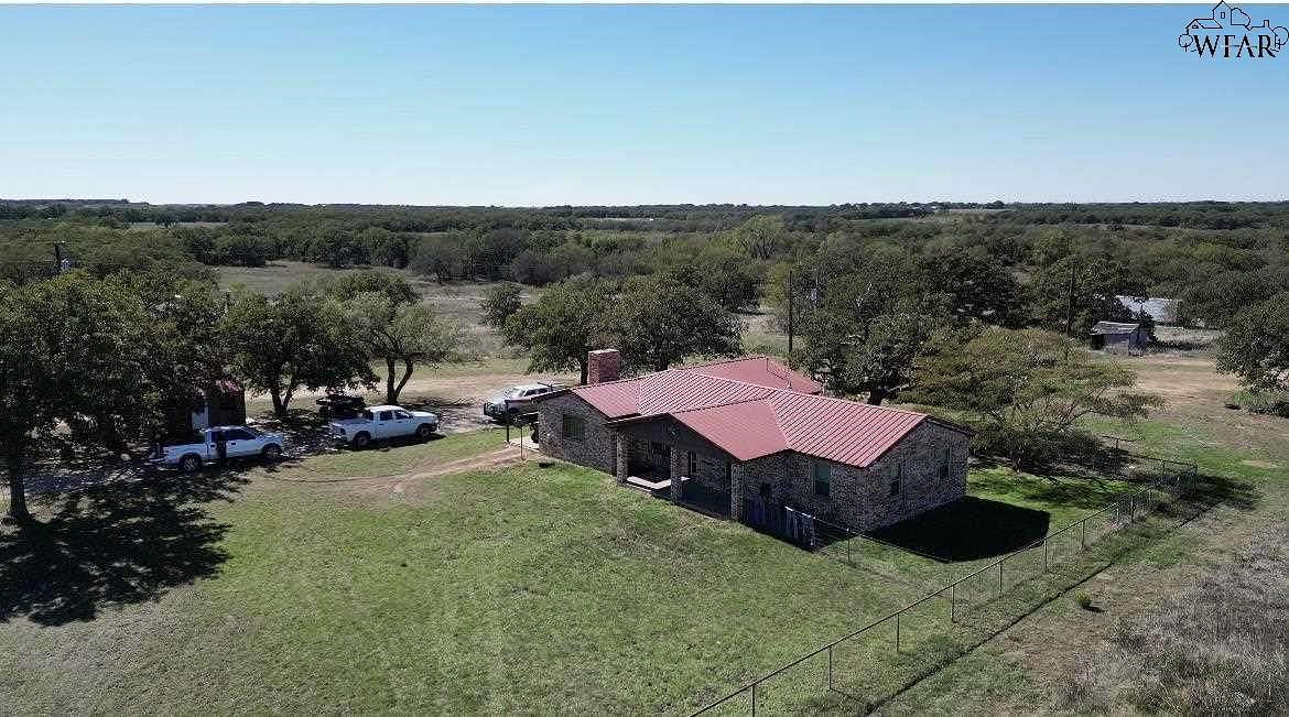 124 Acres of Agricultural Land for Sale in Henrietta, Texas
