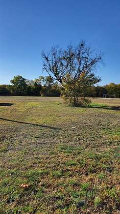 0.4 Acres of Residential Land for Sale in Leonard, Texas