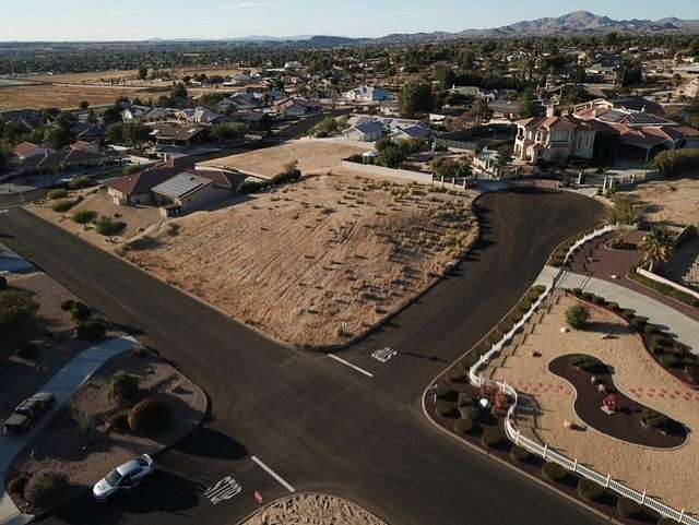 0.6 Acres of Residential Land for Sale in Apple Valley, California