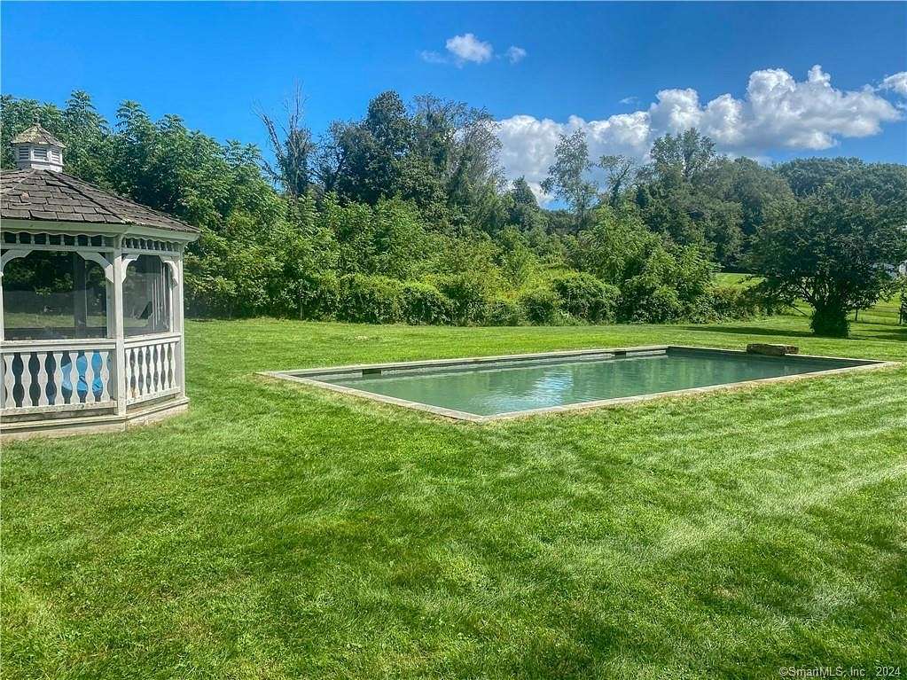 3.4 Acres of Residential Land with Home for Sale in Washington, Connecticut