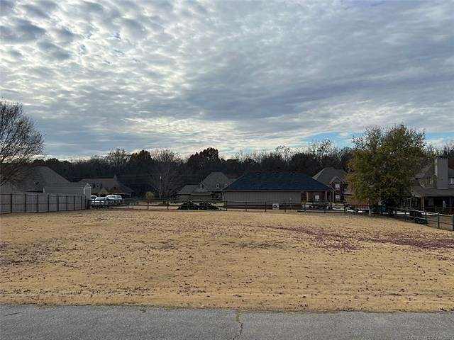 0.38 Acres of Residential Land for Sale in Skiatook, Oklahoma