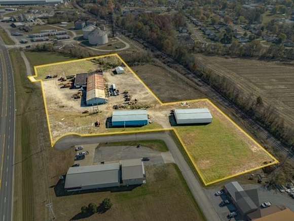 6.1 Acres of Improved Commercial Land for Sale in Madisonville, Kentucky