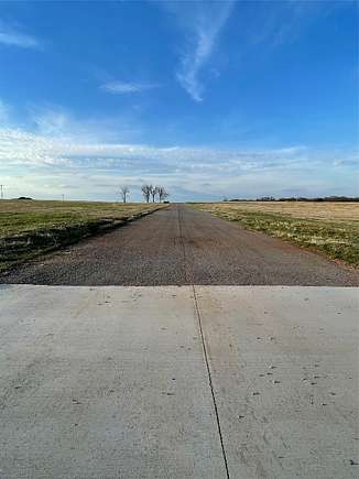 1 Acre of Residential Land for Sale in Shawnee, Oklahoma