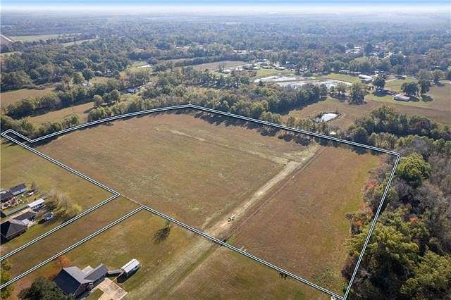 16 Acres of Land for Sale in Marksville, Louisiana
