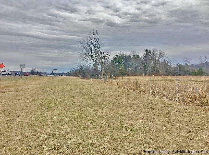 319 Acres of Land for Sale in Hannacroix, New York