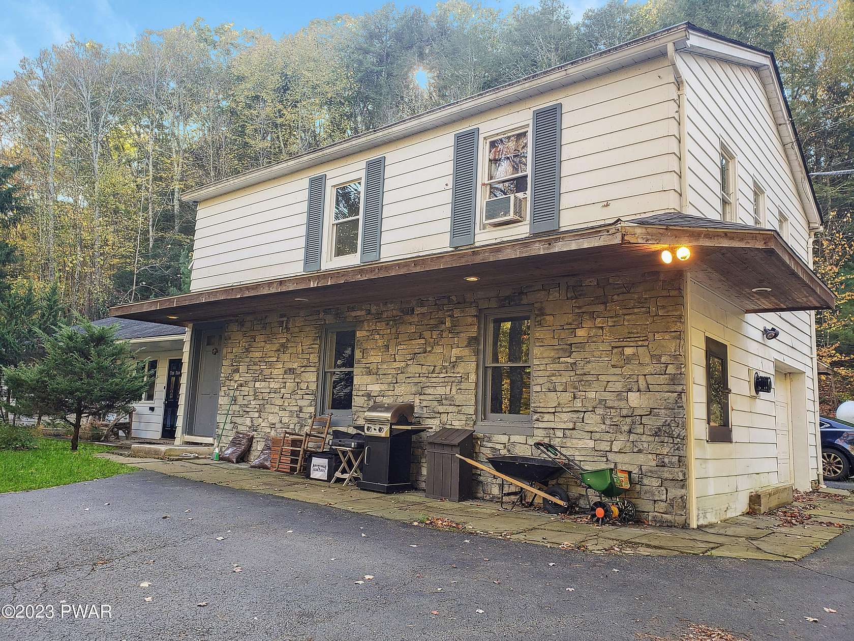 16.5 Acres of Commercial Land for Lease in Milford, Pennsylvania