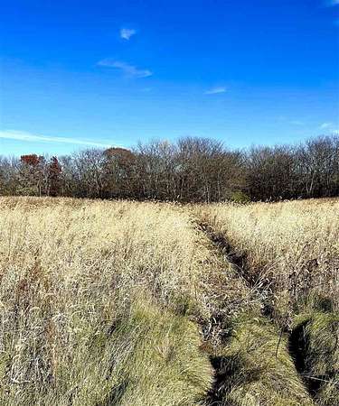 2.43 Acres of Residential Land for Sale in Wapello, Iowa