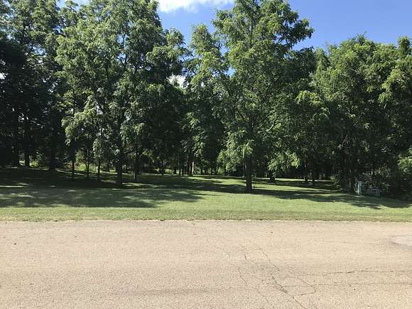2.4 Acres of Residential Land for Sale in Sheridan, Illinois
