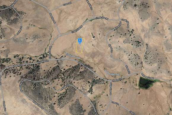 2.6 Acres of Residential Land for Sale in Montague, California