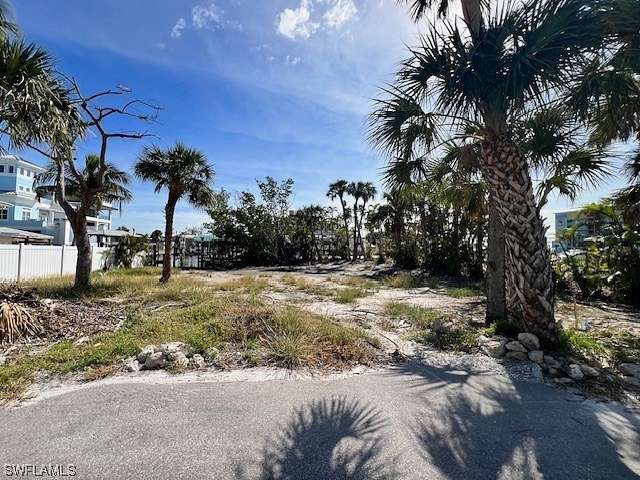 0.119 Acres of Mixed-Use Land for Sale in Fort Myers Beach, Florida