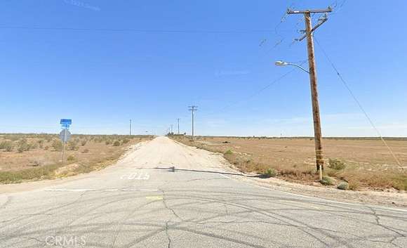 81.8 Acres of Recreational Land & Farm for Sale in Hi Vista, California