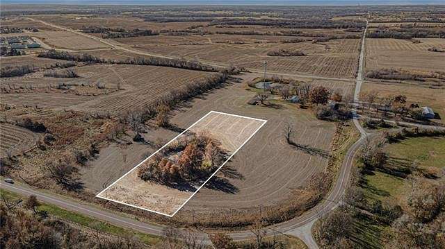 3 Acres of Residential Land for Sale in Smithville, Missouri