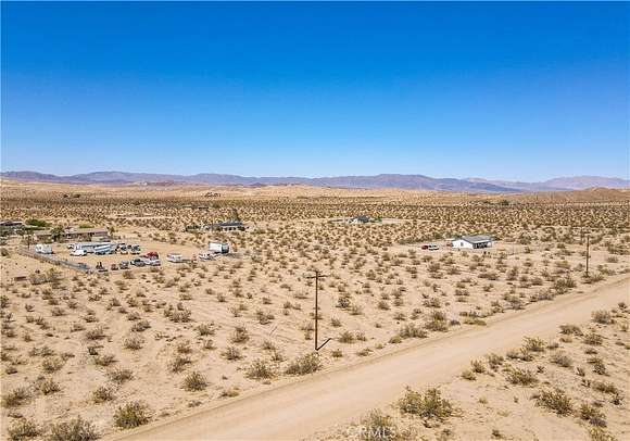 1.2 Acres of Residential Land for Sale in Twentynine Palms, California