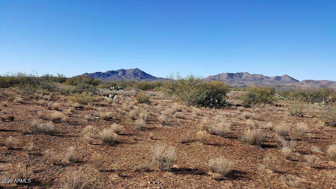 10.1 Acres of Agricultural Land for Sale in Congress, Arizona