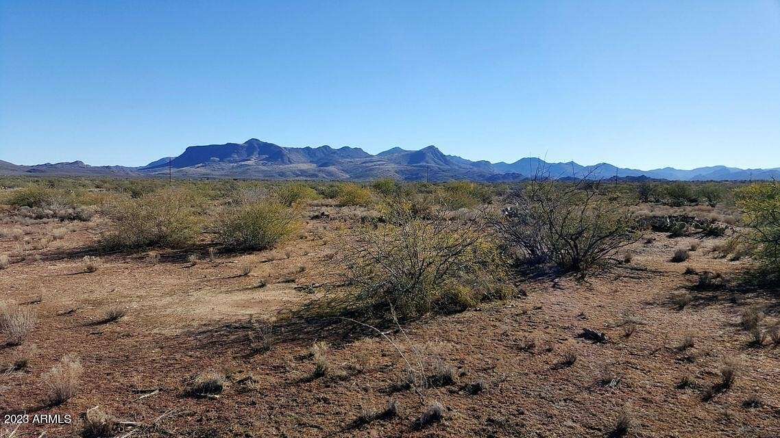 16 Acres of Land for Sale in Congress, Arizona