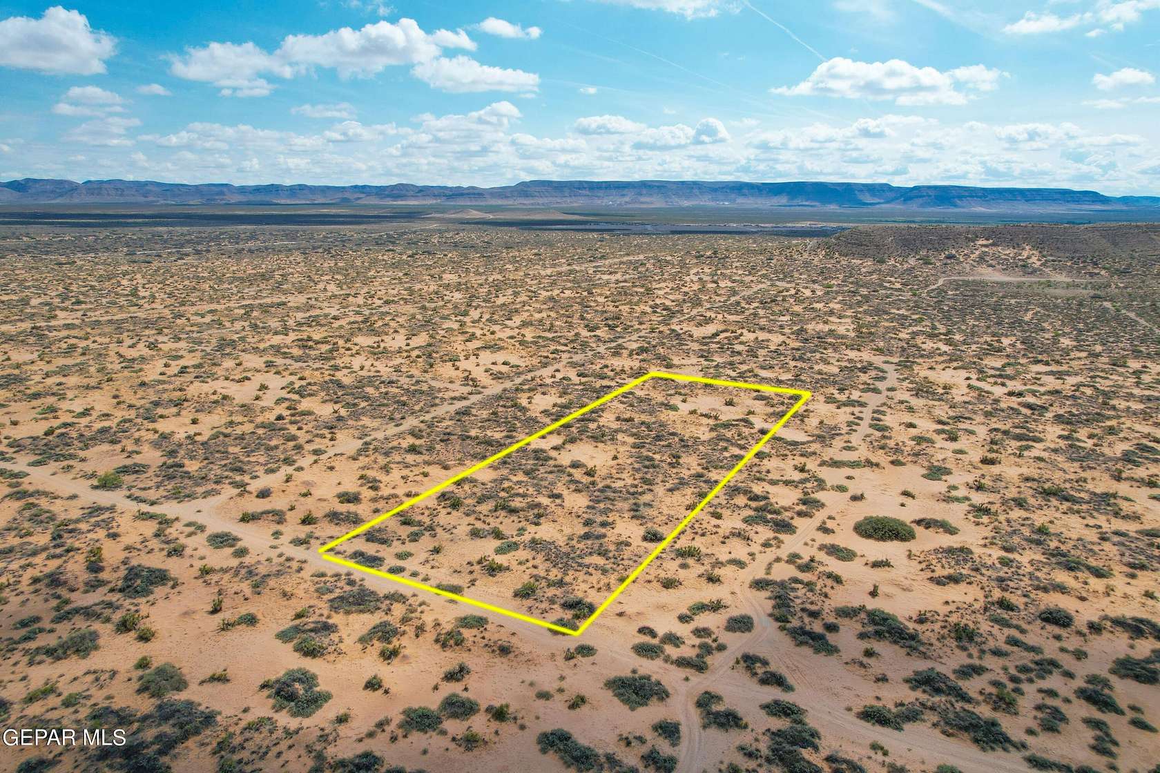 1 Acre of Residential Land for Sale in Horizon City, Texas