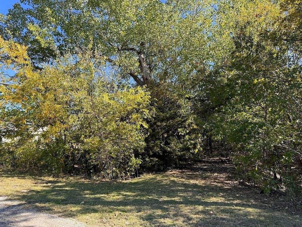 0.28 Acres of Land for Sale in Runaway Bay, Texas