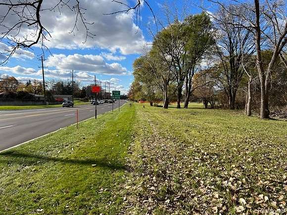 1.4 Acres of Commercial Land for Sale in Sterling Heights, Michigan