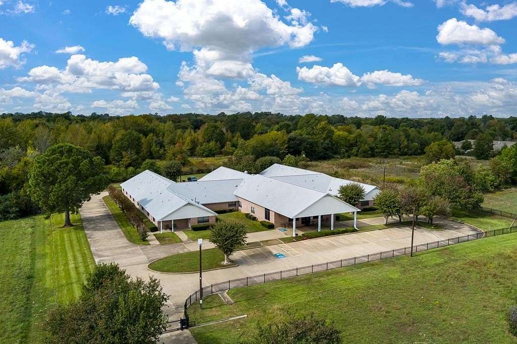 7.78 Acres of Improved Mixed-Use Land for Lease in Crockett, Texas