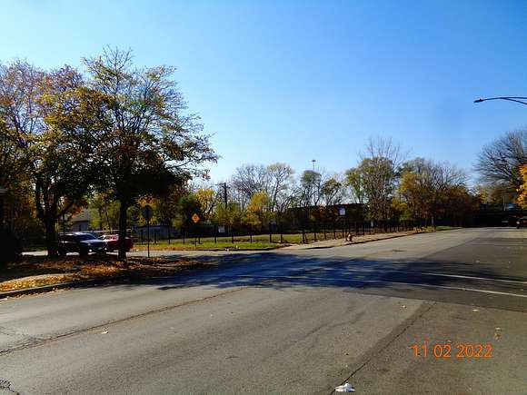 0.35 Acres of Land for Sale in Chicago, Illinois
