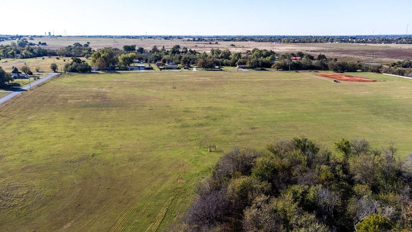 3 Acres of Residential Land for Sale in Tuttle, Oklahoma