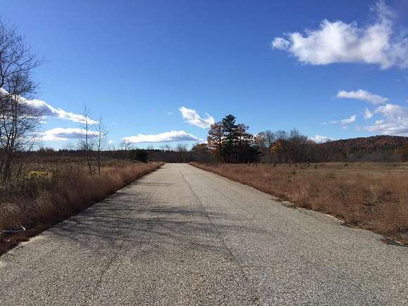 0.97 Acres of Commercial Land for Sale in Oxford, Maine
