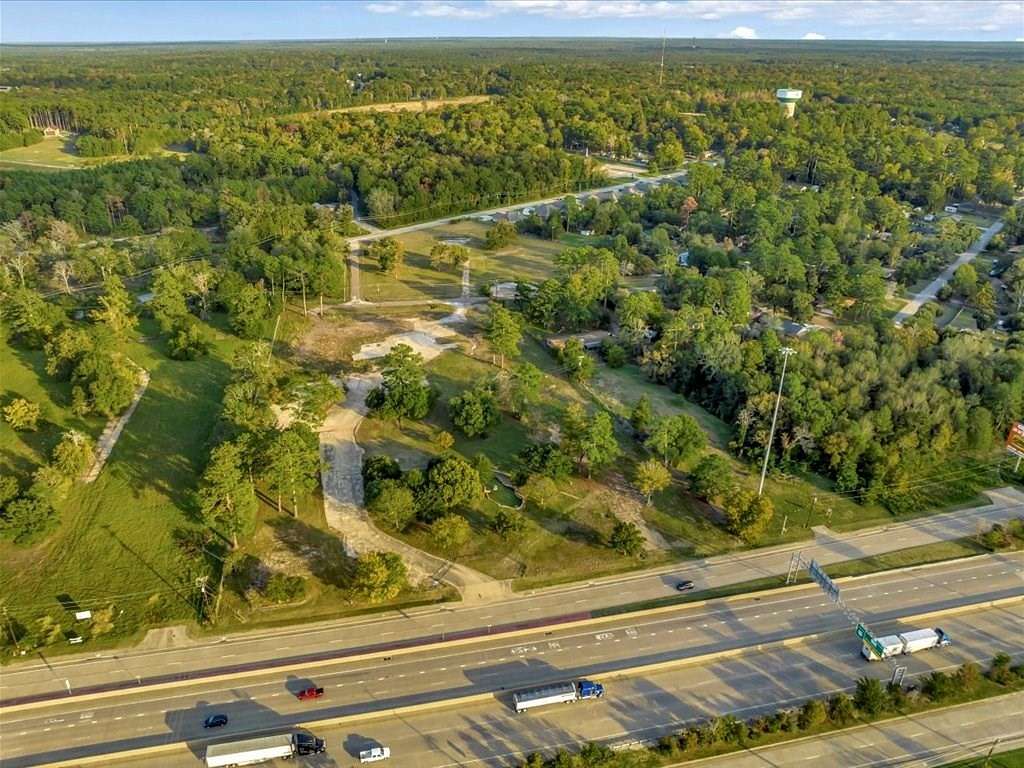 12.7 Acres of Mixed-Use Land for Sale in Lufkin, Texas