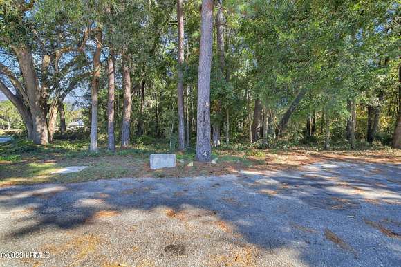 3.7 Acres of Commercial Land for Sale in Beaufort, South Carolina