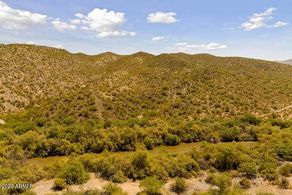 40.3 Acres of Land for Sale in Winkelman, Arizona