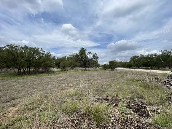 16 Acres of Recreational Land & Farm for Sale in Harper, Texas