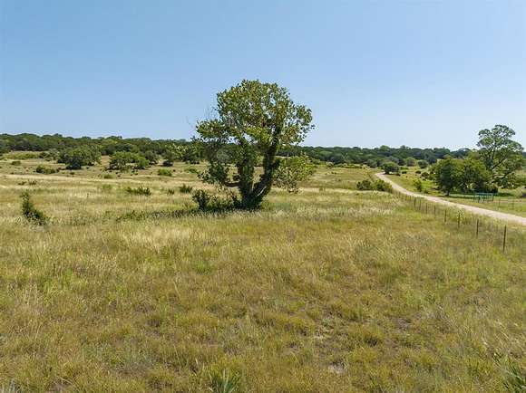 15 Acres of Land for Sale in Purmela, Texas
