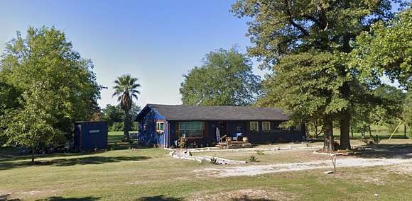 2 Acres of Residential Land with Home for Sale in Lufkin, Texas
