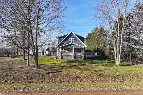 2.4 Acres of Residential Land with Home for Sale in Owosso, Michigan