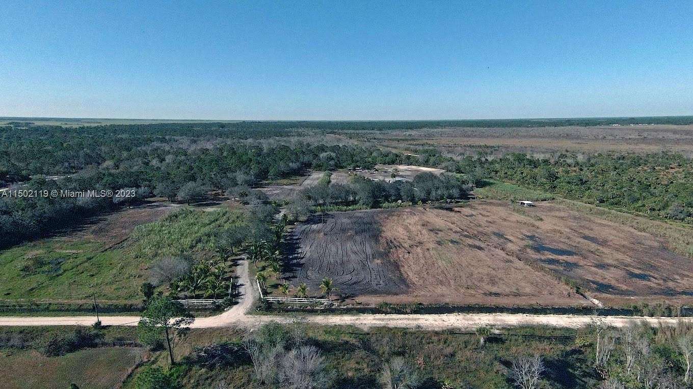 15.7 Acres of Land for Sale in Clewiston, Florida