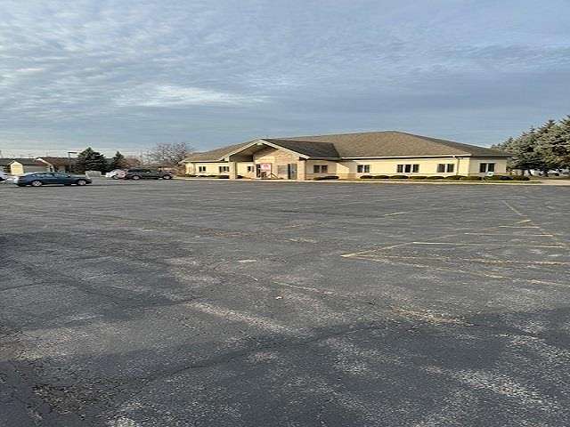 2.6 Acres of Improved Commercial Land for Sale in Oshkosh, Wisconsin