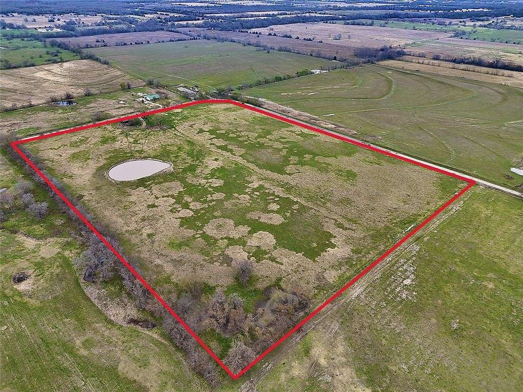 23.9 Acres of Land for Sale in Sulphur Springs, Texas