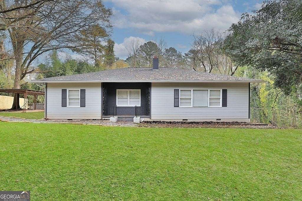 1.3 Acres of Residential Land with Home for Sale in Atlanta, Georgia